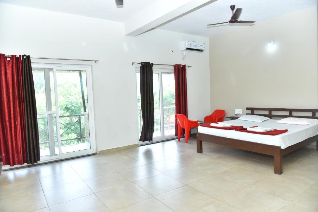 3Season Resort Hampi Bilik gambar